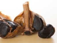 Zwarte knoflook als bloeddrukverlager